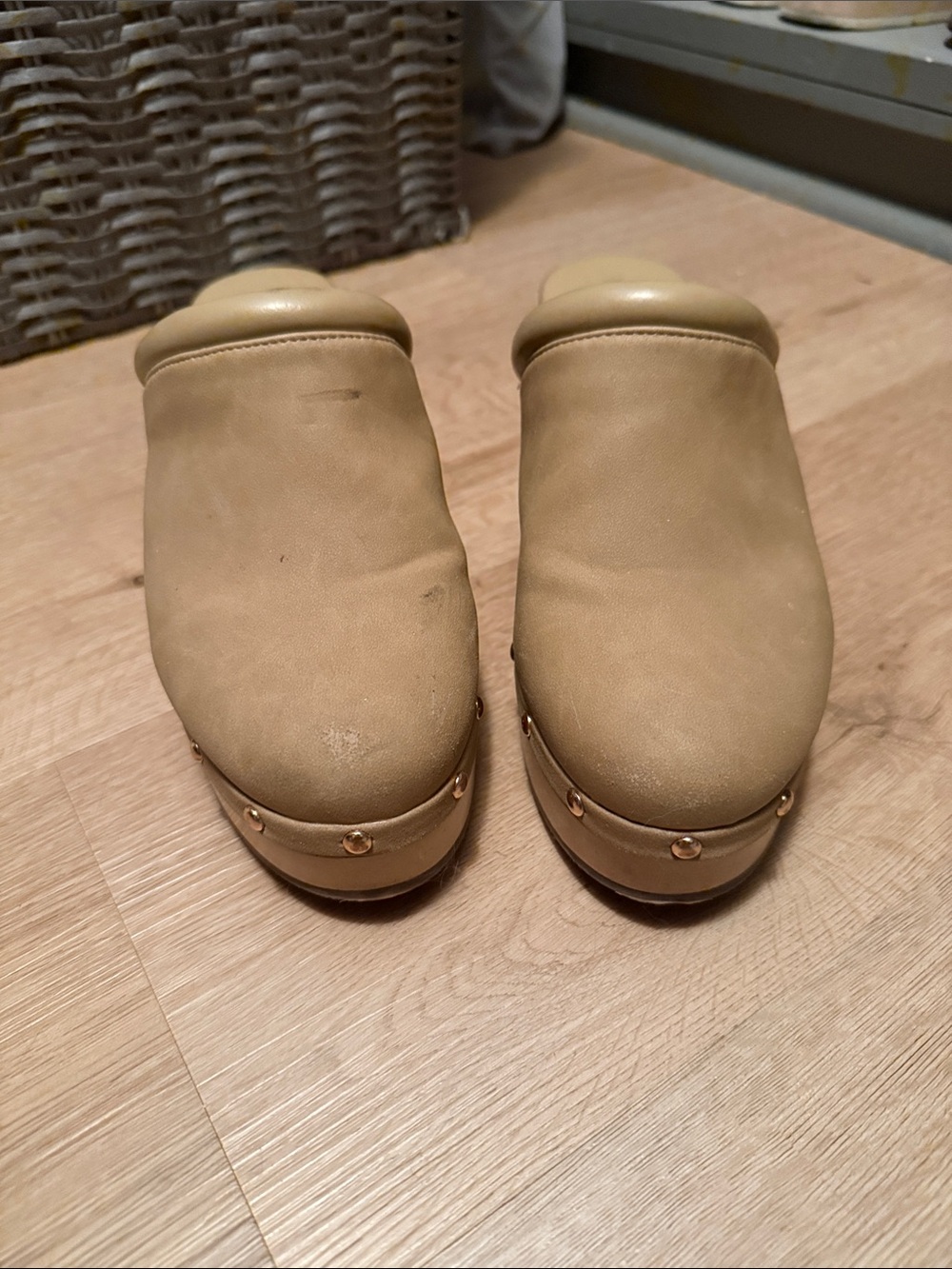 Women’s Clog Mules - Picture 3 of 6